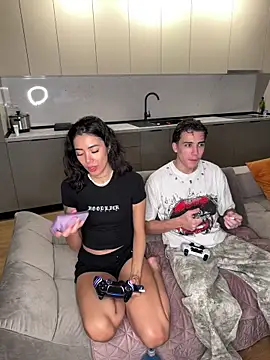 Snapshot of Alexiaa2006 chatting on 5, 2, 2026 Alexiaa2006 online show from 5, 2, 2026