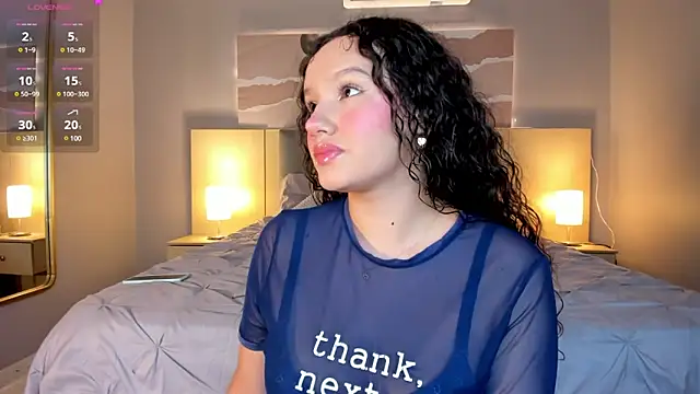 LucyLovelyy online show from 26, 2, 2025