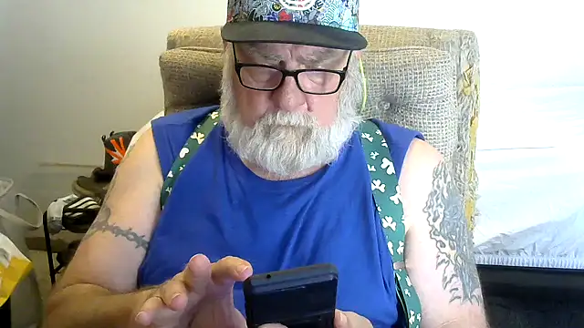 viejo oso online show from 13, 3, 2026