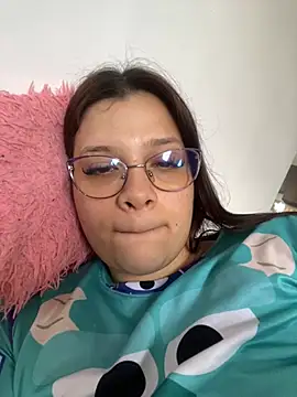 Sophia cyrus11 online show from 25, 12, 2024