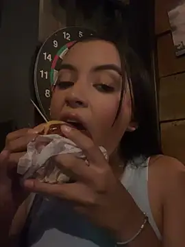 MikeAndJessy online show from 14, 3, 2025