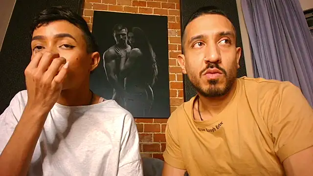 Snapshot of AntonAndSofii chatting on 14, 1, 2025 AntonAndSofii online show from 14, 1, 2025