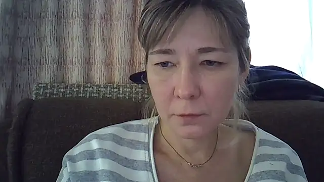 EllaJohnsonX online show from 12, 1, 2025