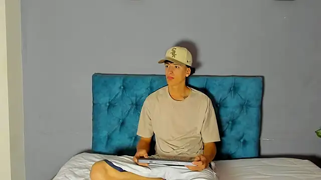 two milkyway online show from 20, 1, 2025