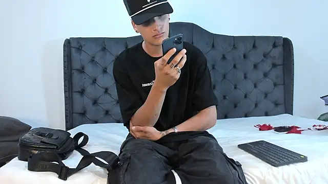 two milkyway online show from 23, 9, 2025