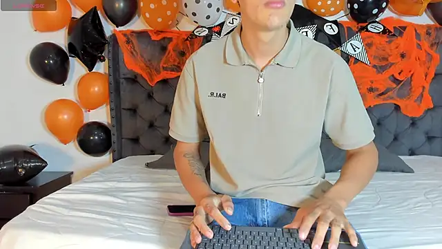 two milkyway online show from 13, 10, 2025