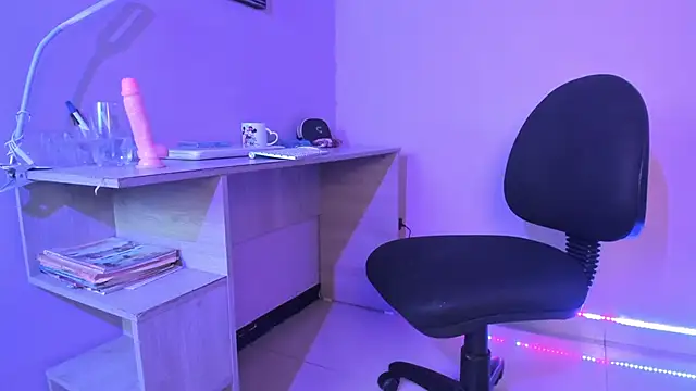 Samantha  cooper online show from 12, 2, 2025