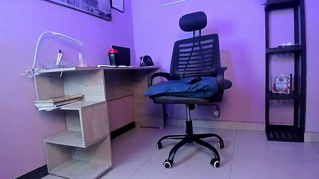 Samantha  cooper online show from 4, 3, 2026