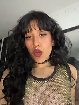Snapshot of indira_k chatting on 18, 6, 2026 indira k online show from 18, 6, 2026