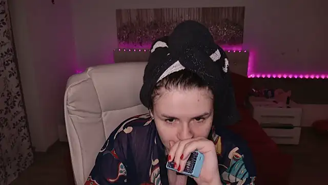 StellaFrost online show from 3, 3, 2025