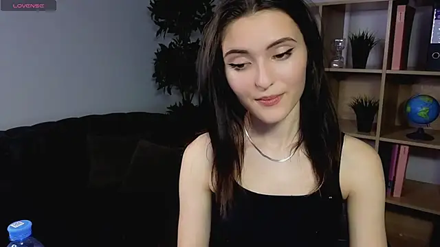 Snapshot of niki_cutes chatting on 25, 1, 2025 niki cutes online show from 25, 1, 2025