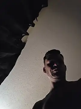 Snapshot of hotemberly_jake chatting on 8, 11, 2025 hotemberly jake online show from 8, 11, 2025