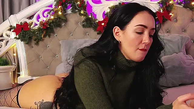 KimKhallifa online show from 18, 12, 2025