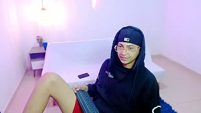Snapshot of Br4ndxpimm chatting on 1, 6, 2026 Br4ndxpimm online show from 1, 6, 2026