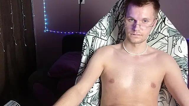 Leonnextdoor online show from 28, 12, 2024