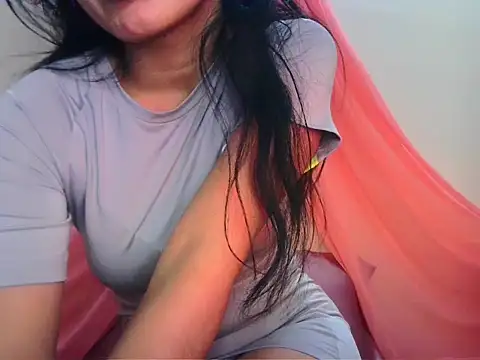 Snapshot of roseofvenom chatting on 10, 1, 2025 roseofvenom online show from 10, 1, 2025