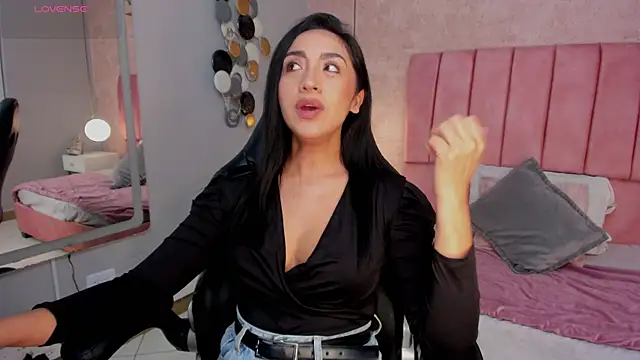 Snapshot of MAGIC_AURORAA chatting on 22, 3, 2025 MAGIC AURORAA online show from 22, 3, 2025