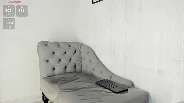 susana78   online show from 5, 2, 2025
