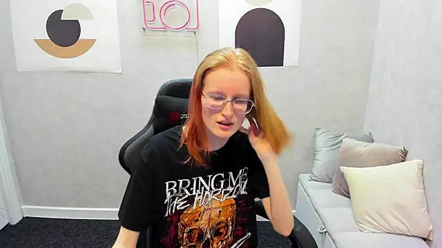 Snapshot of ElizabethHarpper chatting on 8, 1, 2025 ElizabethHarpper online show from 8, 1, 2025