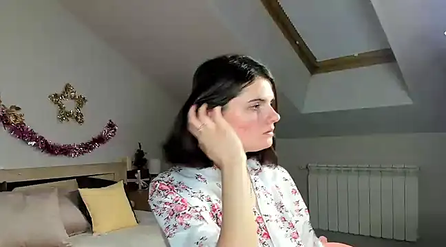 Snapshot of CharlotteMitchell chatting on 9, 1, 2025 CharlotteMitchell online show from 9, 1, 2025
