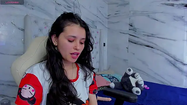 Snapshot of arissha_lee chatting on 27, 5, 2026 arissha lee online show from 27, 5, 2026