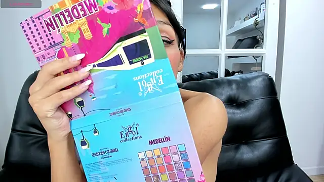 miss   evangeline online show from 19, 3, 2025