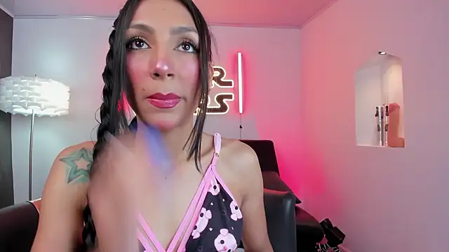 miss   evangeline online show from 19, 3, 2026