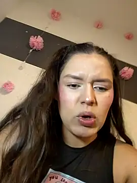 Snapshot of Danni_shy chatting on 18, 1, 2026 Danni shy online show from 18, 1, 2026