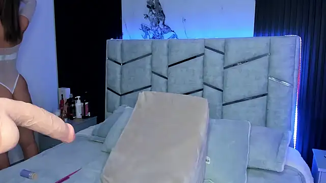 Snapshot of daniiphoeniixx chatting on 23, 1, 2025 daniiphoeniixx online show from 23, 1, 2025