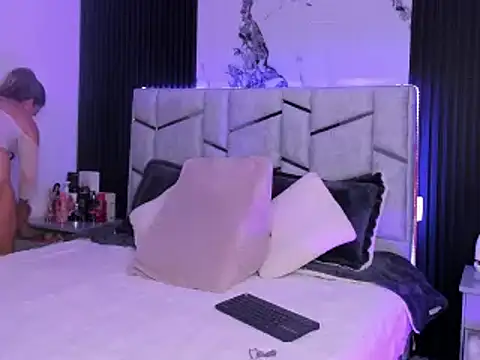 Snapshot of daniiphoeniixx chatting on 12, 2, 2025 daniiphoeniixx online show from 12, 2, 2025