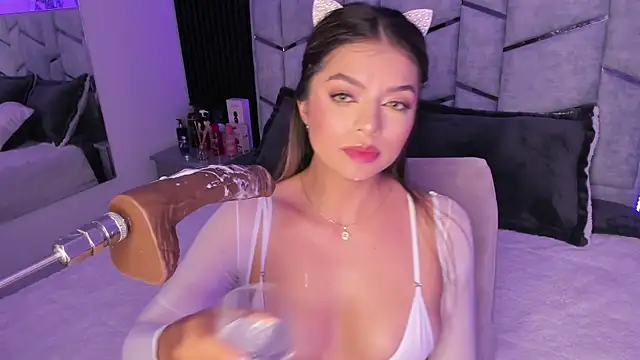 Snapshot of daniiphoeniixx chatting on 6, 3, 2025 daniiphoeniixx online show from 6, 3, 2025