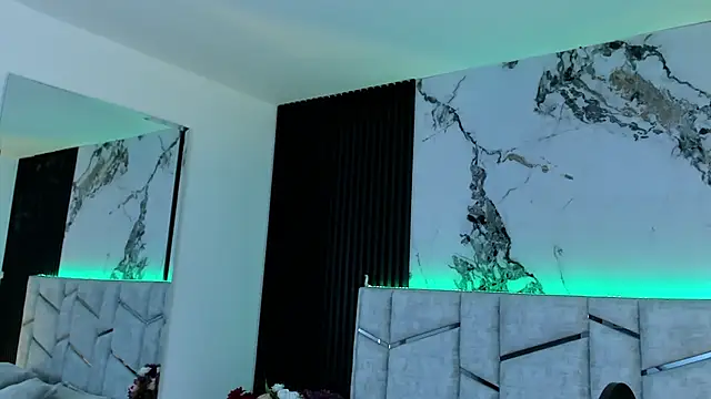 Snapshot of daniiphoeniixx chatting on 19, 9, 2025 daniiphoeniixx online show from 19, 9, 2025