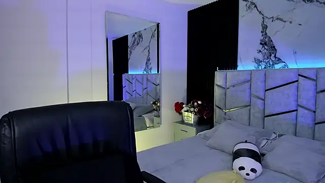 Snapshot of daniiphoeniixx chatting on 24, 9, 2025 daniiphoeniixx online show from 24, 9, 2025