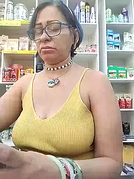 Snapshot of pamela1973 chatting on 22, 10, 2025 pamela1973 online show from 22, 10, 2025