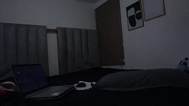 womantall99 online show from 1, 4, 2026