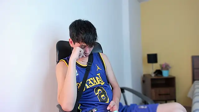 Brian-Ausslos online show from 30, 12, 2024