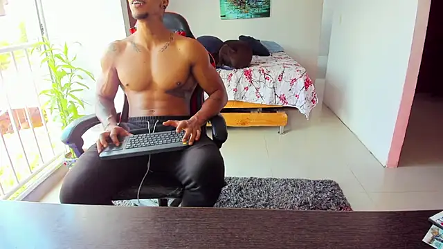 Adam Valenciia online show from 9, 10, 2025