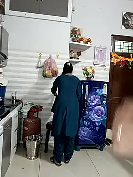 Best-Couple online show from 12, 3, 2025