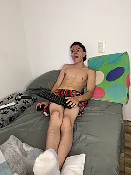 Young latin master777 online show from 6, 1, 2025