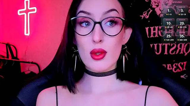 Miss Alice   online show from 18, 4, 2026