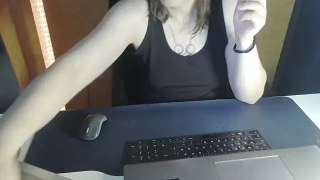 Snapshot of Sweet_Phoenix chatting on 9, 6, 2026 Sweet Phoenix online show from 9, 6, 2026