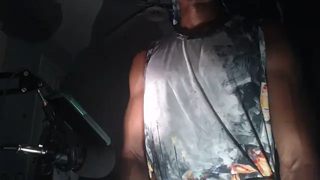 Snapshot of dominatingblacklove chatting on 14, 3, 2025 dominatingblacklove online show from 14, 3, 2025