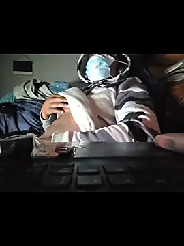 Snapshot of dominatingblacklove chatting on 18, 12, 2025 dominatingblacklove online show from 18, 12, 2025