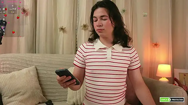 Snapshot of cute_erelis_ chatting on 22, 2, 2026 cute erelis online show from 22, 2, 2026