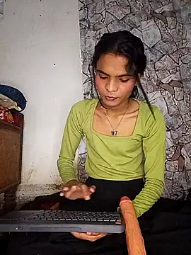 Enna Zarza  online show from 27, 10, 2025