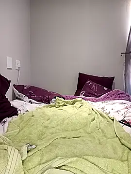 Thando04 online show from 20, 1, 2025