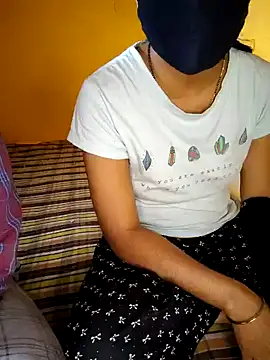 lovelygirl4567 online show from 2, 3, 2025