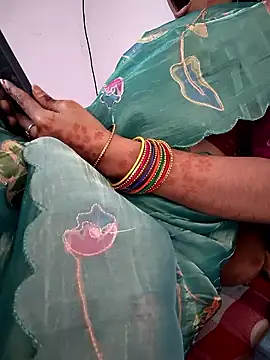 lovelygirl4567 online show from 15, 1, 2026