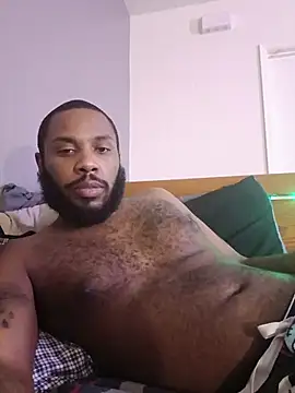 Snapshot of Caliclysm chatting on 17, 12, 2025 Caliclysm online show from 17, 12, 2025