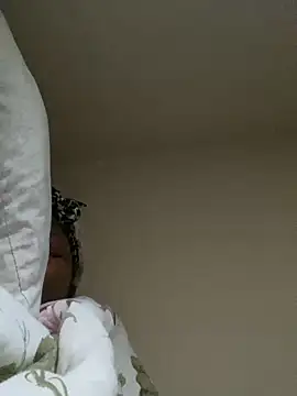 DamnBubbles online show from 7, 2, 2025